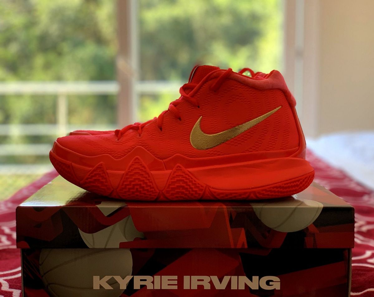 Kyrie red carpet store footlocker