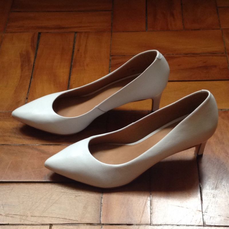 Lá Vem a Noiva Sapato Feminino The Craft Shoes Factory Nunca