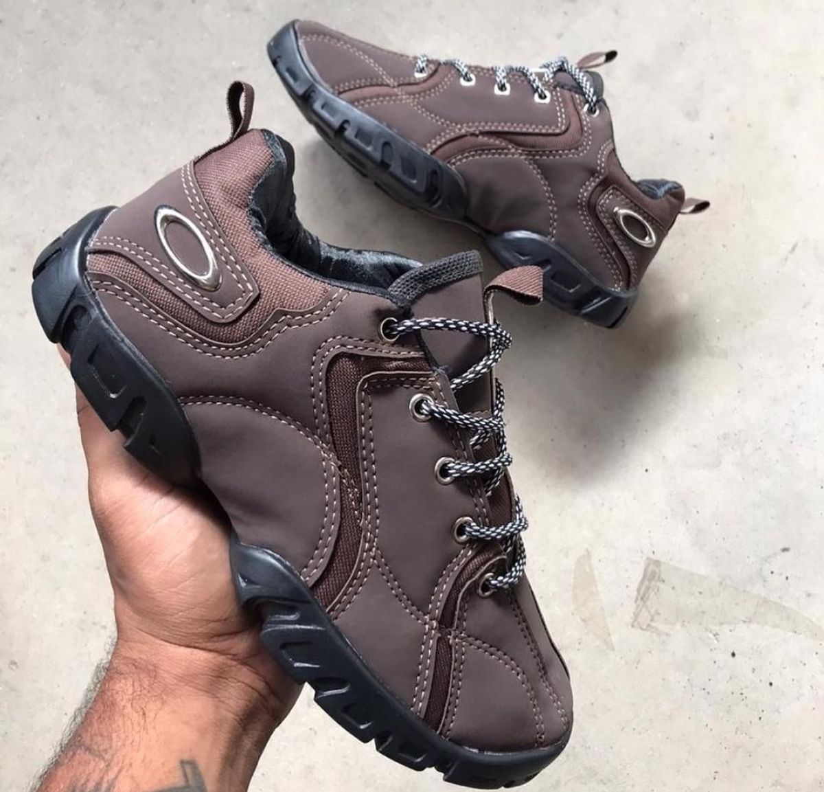 tênis da oakley barato