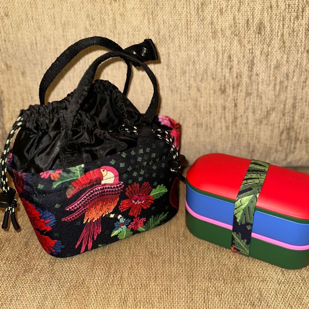 Lancheira Farm Ziriguidum Florescer Black | Bolsa de mão Feminina Farm ...