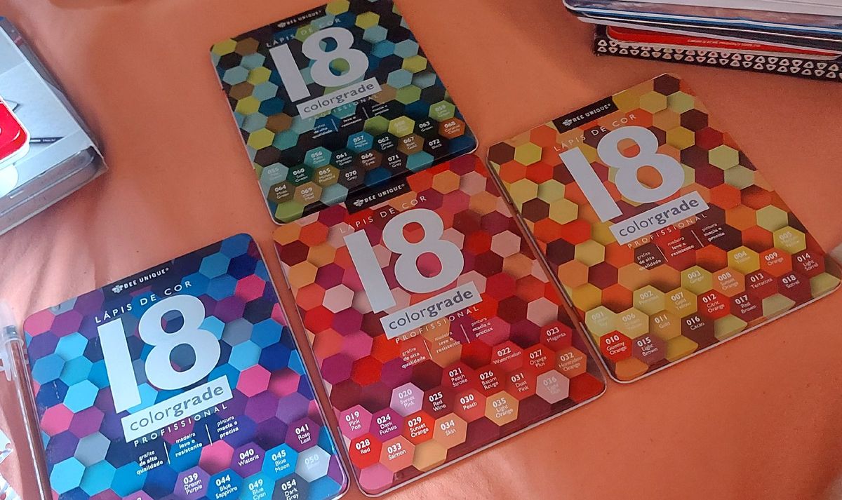 Lapis de Cor Profissional Color Grade Bee Unique 72 | Item de Papelaria ...