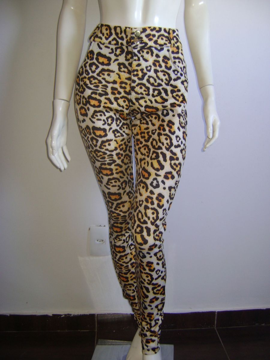 calça legging de onça