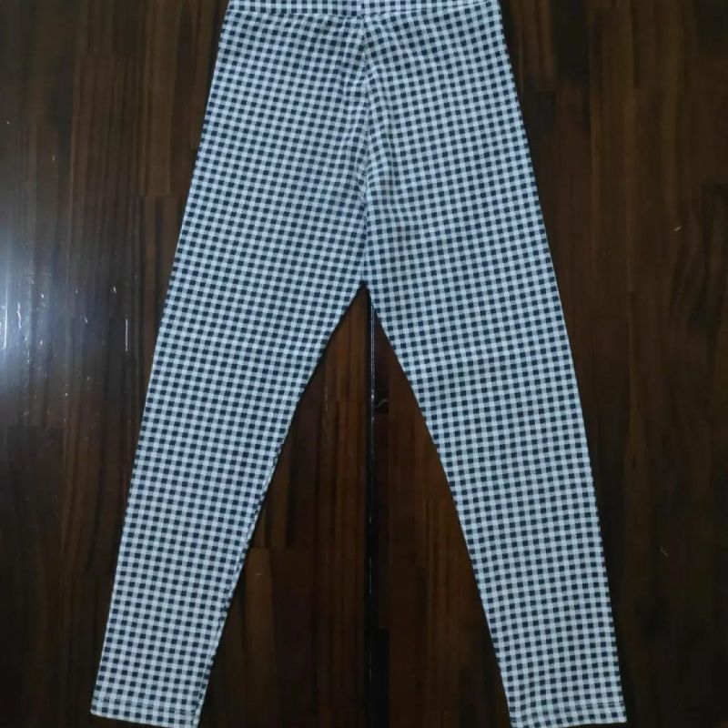 Legging Zara em Estampa Pied De Poule. Roupa Infantil para