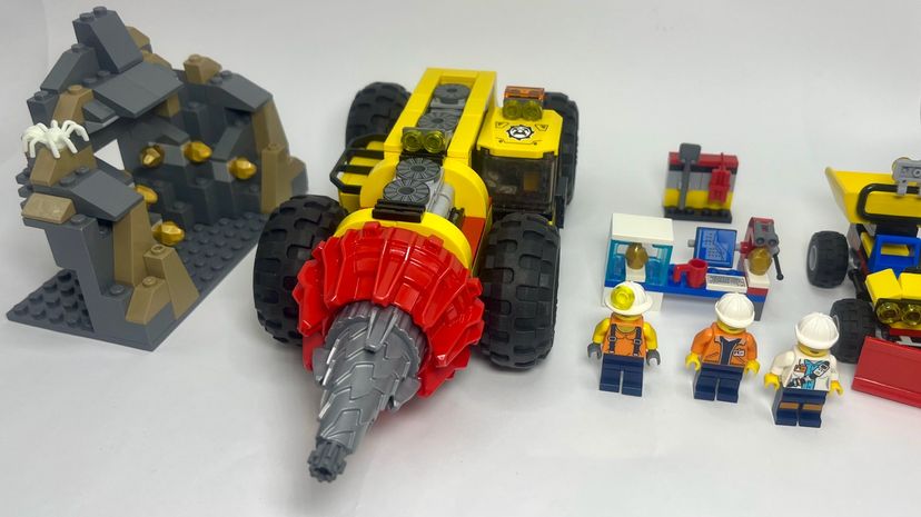 Lego 60186 City Perfuradora Pesada de Mineração Lindo! | Brinquedo para ...