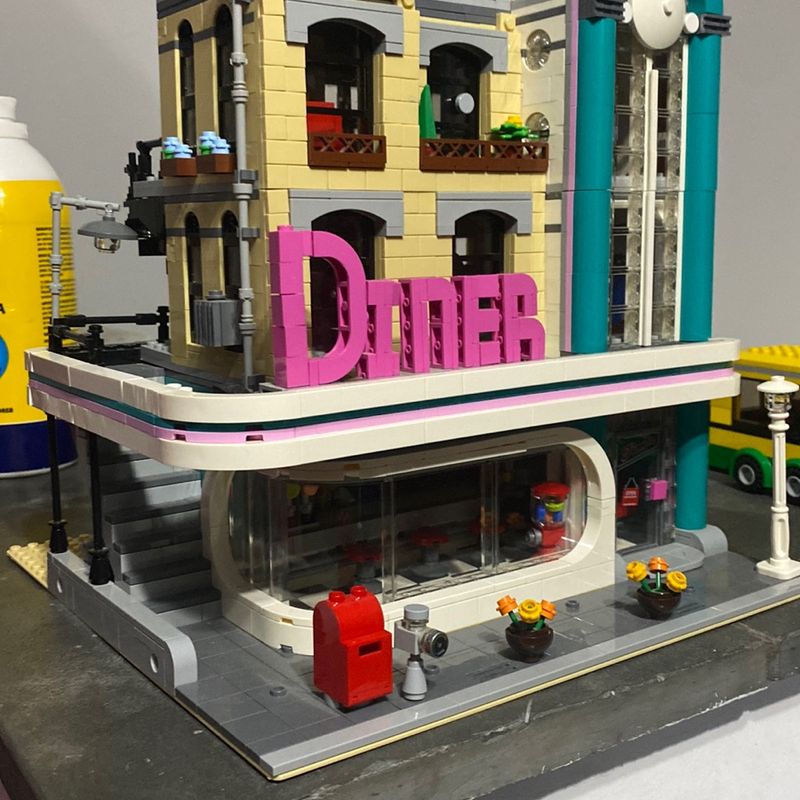 Lego Sets Lego 10260 Creator Downtown Diner Lego Creator Expert