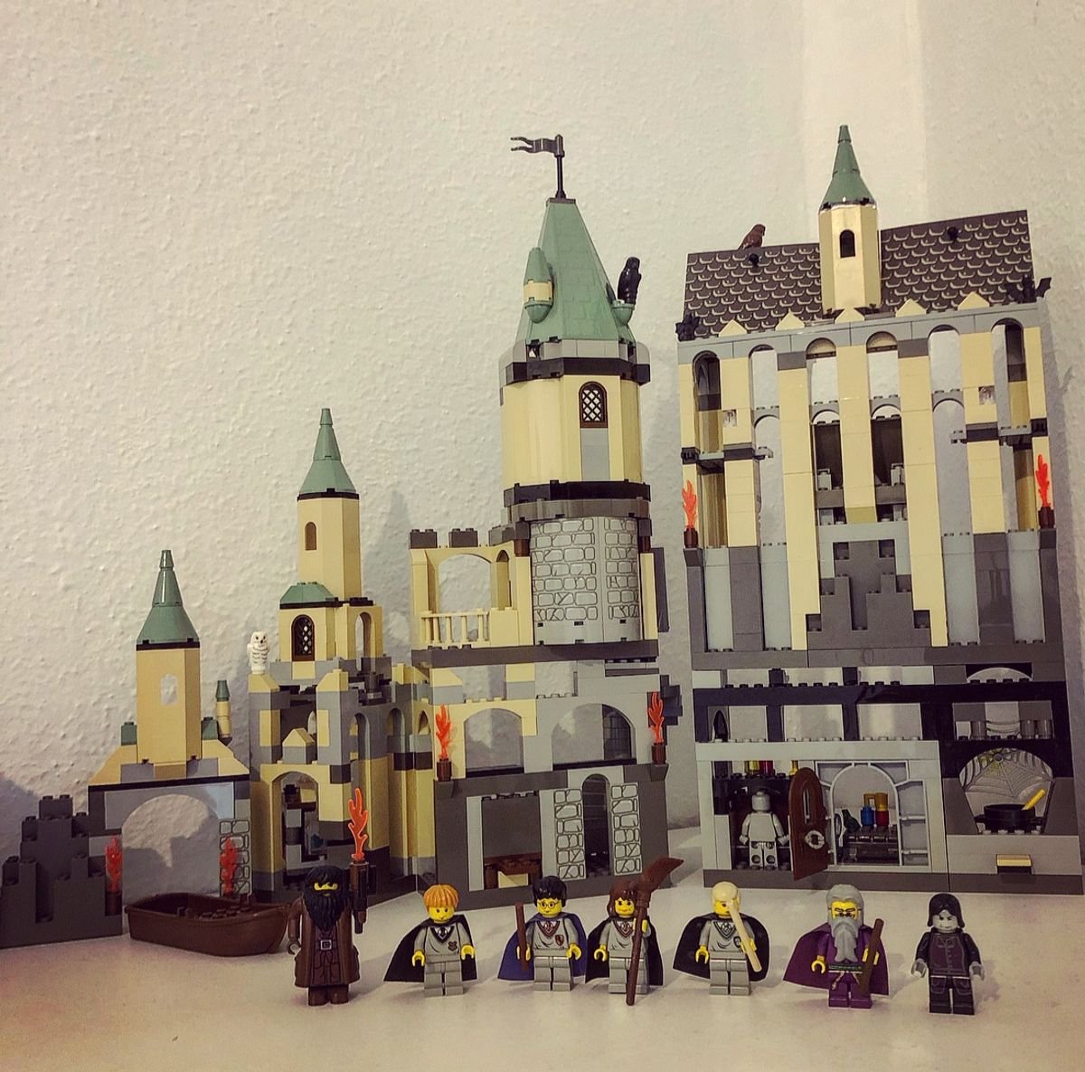 Castelo de Hogwarts ganha versão LEGO - Casa Vogue