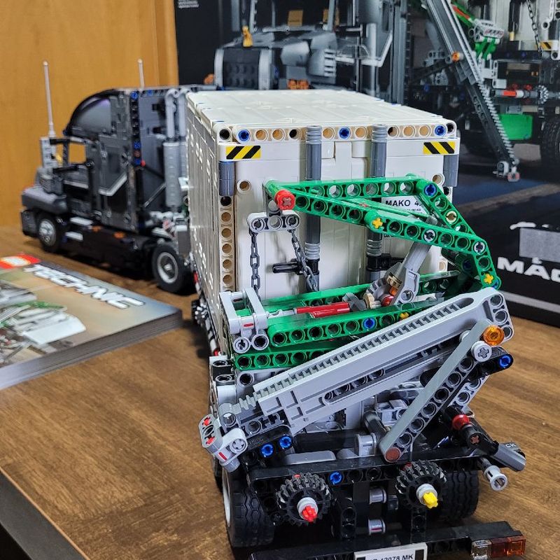 Lego Technic 42078 Mack Anthem 2595 Peças | Brinquedo Lego Usado