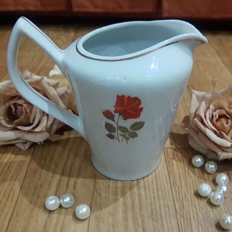 Jogo de Café Antigo de Porcelana Canelada | Móvel de Antiquário Pozzani  Usado 69240765 | enjoei