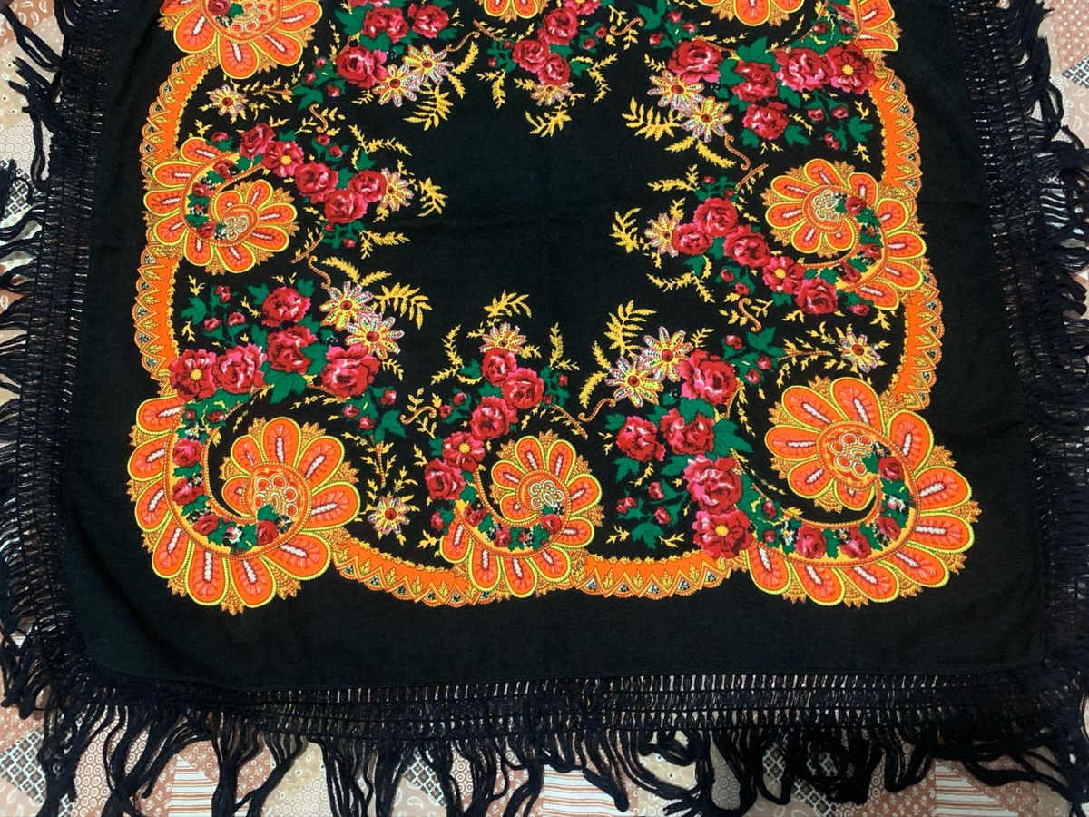 Lenço Português Folclórico | Lenço Feminino Usado 49025492 | enjoei