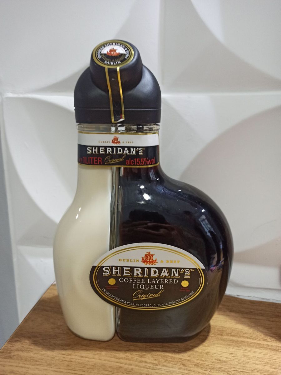 Licor Sheridans Coffeelayered 1 Litro Café E Creme | Creme Masculino ...