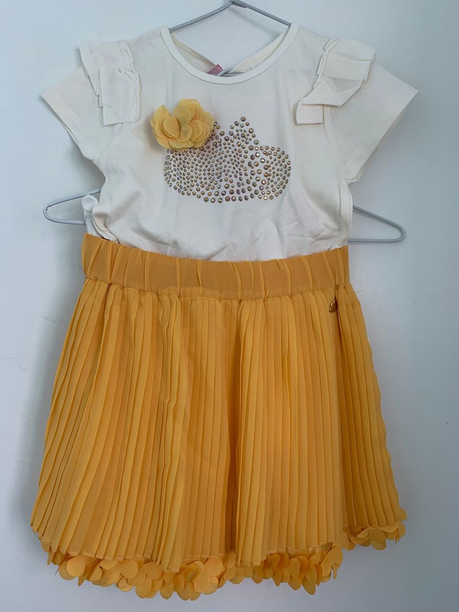 conjunto saia e blusa lilica ripilica