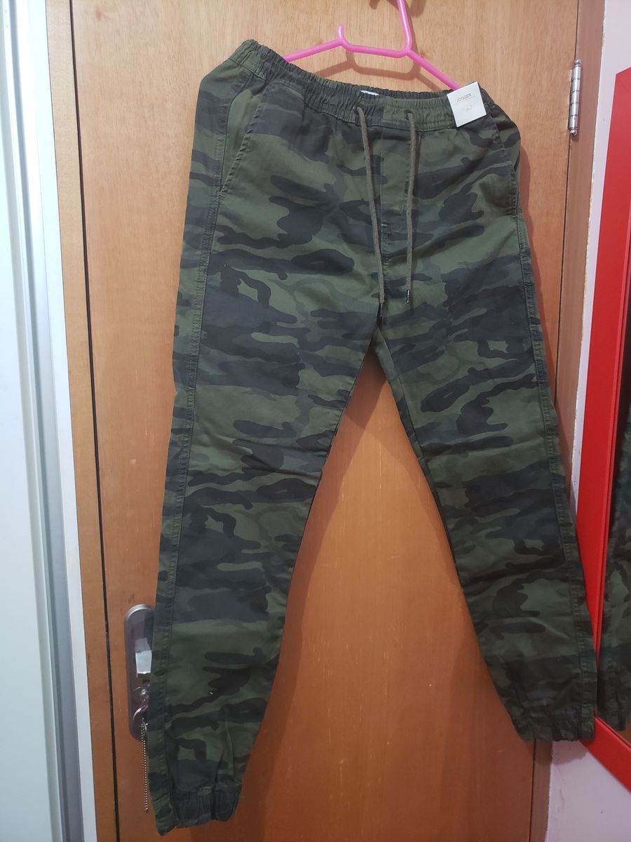 calça jogger sarja camuflada