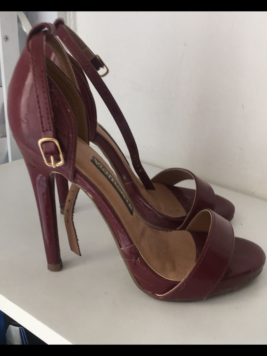 sandalia vinho via marte
