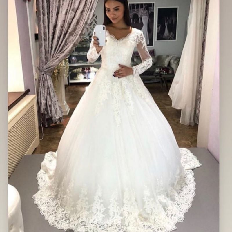 Vestido De Noiva Com Brilho Véu E Armação Casamento 'e150