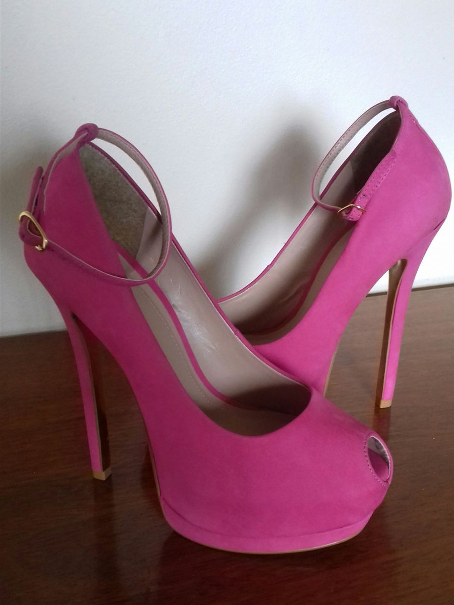 sapato rosa feminino