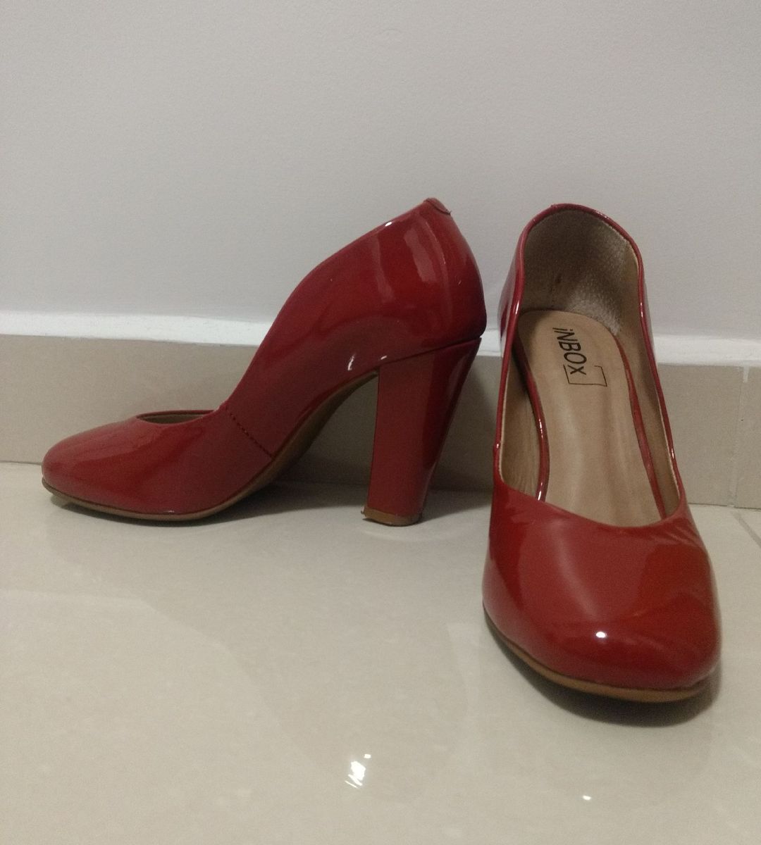 sapato feminino vermelho de verniz