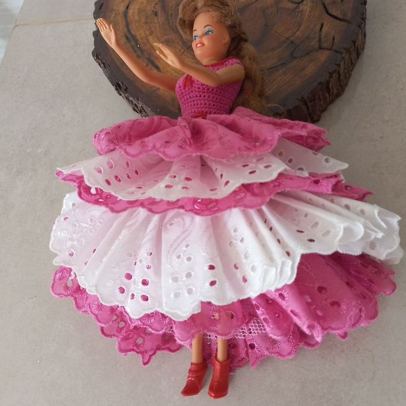 15 ideias de Vestido Barbie Croche  crochê, roupas de crochê para bonecas,  vestido barbie
