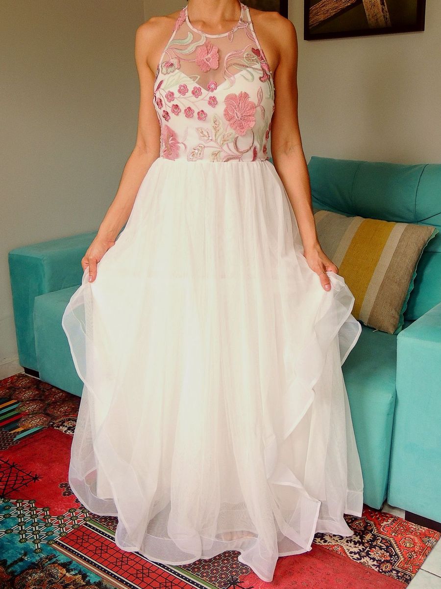 vestido de noiva no sitio