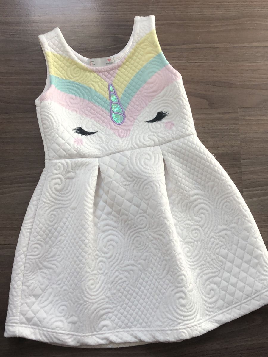 vestido unicornio renner