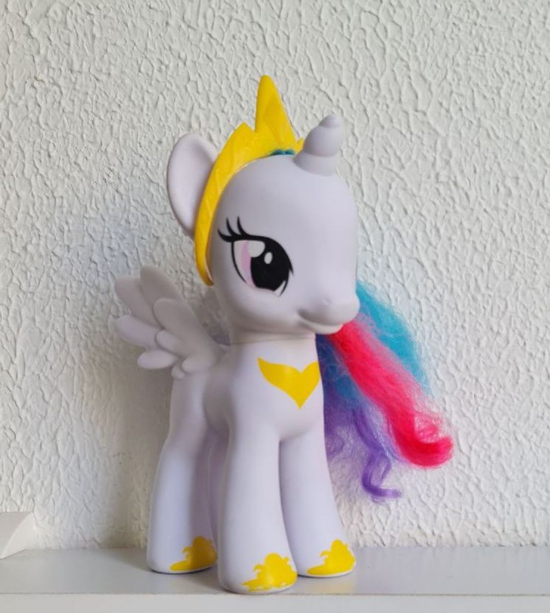 Celestia 20 cm My Little Pony - Hasbro C2169 - Noy Brinquedos