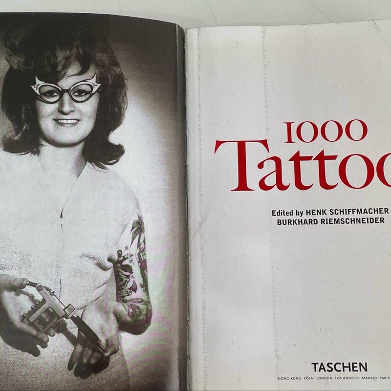 ♪☞TASCHEN 1000Tattoos☜♬ Livro 1000 Tattoos, de Henk Schiffmacher (Editora: Taschen