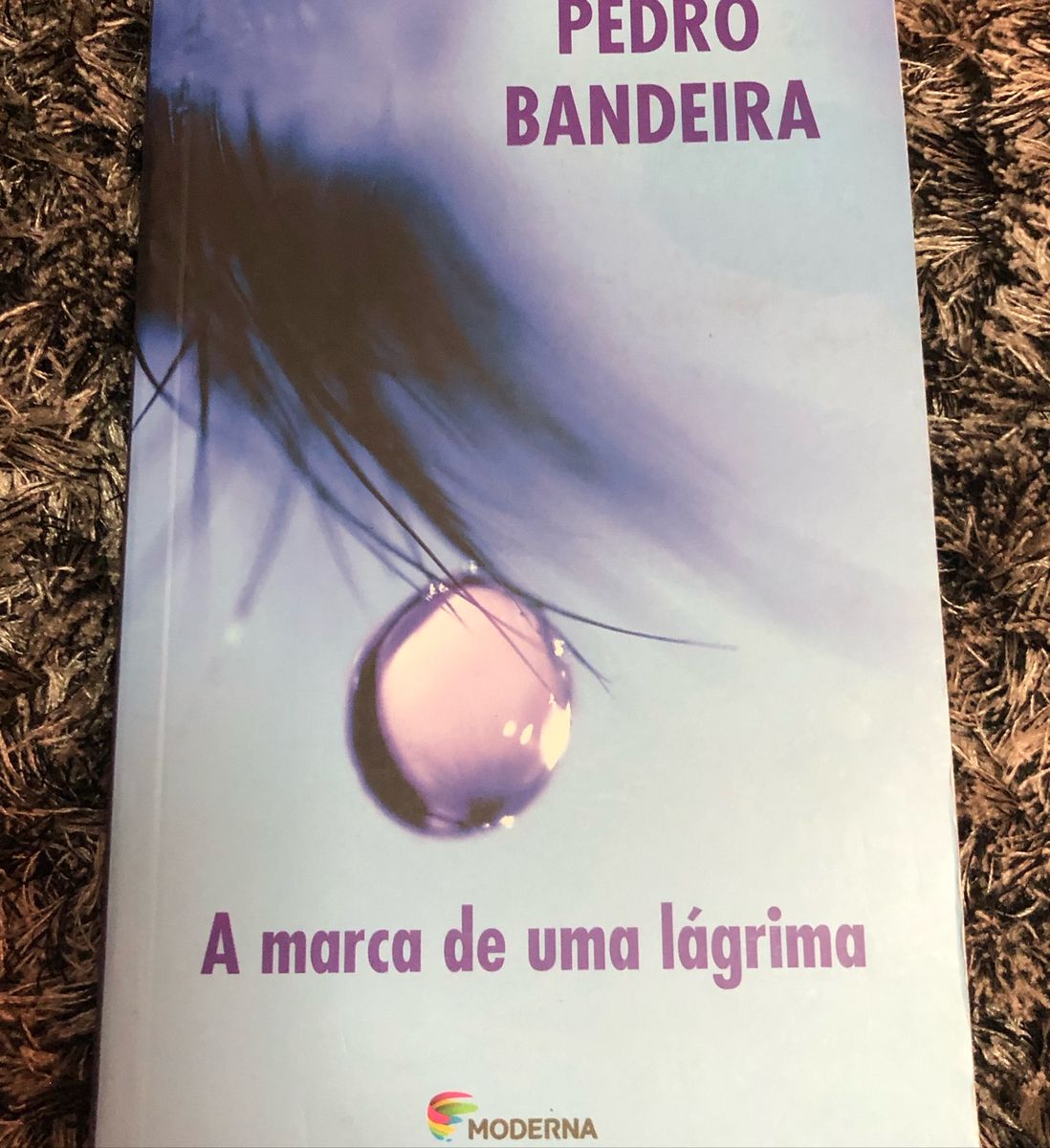 Resumo Do Livro A Marca De Uma Lágrima