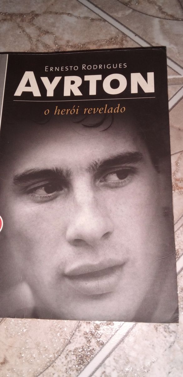 Livro Biografia do Ayrton Senna | Livro Nunca Usado 52650345 | enjoei