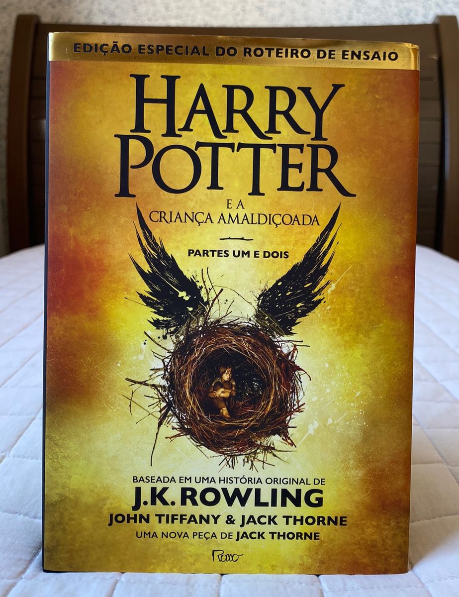 Livro Harry Potter e a Criança Amaldiçoada Partes Um e Dois - Capa Dura ...