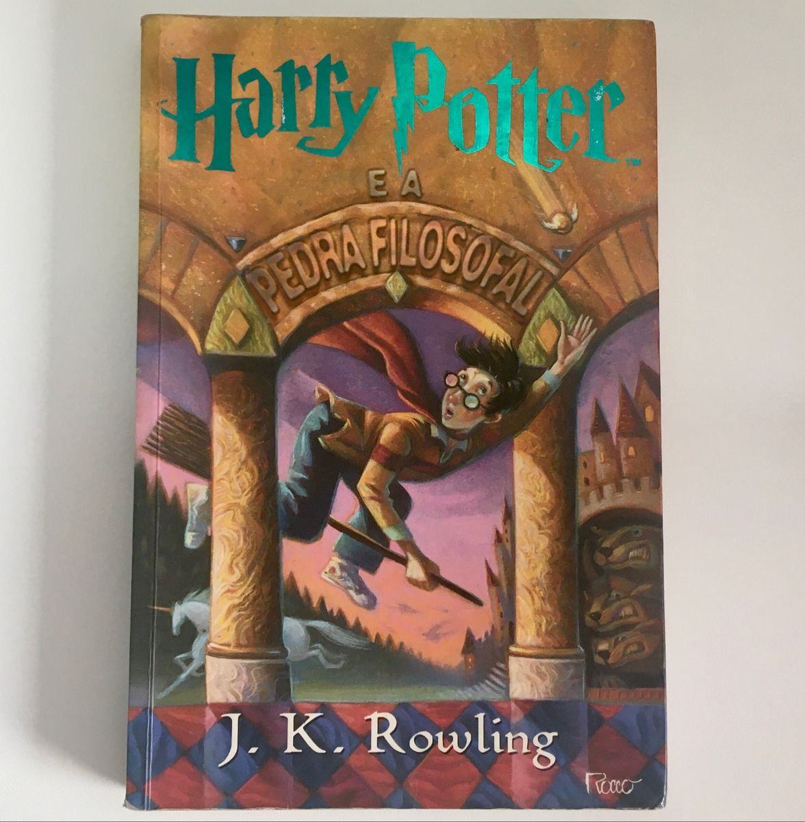 Livro Harry Potter e a Pedra Filosofal | Livro Editora Rocco Usado