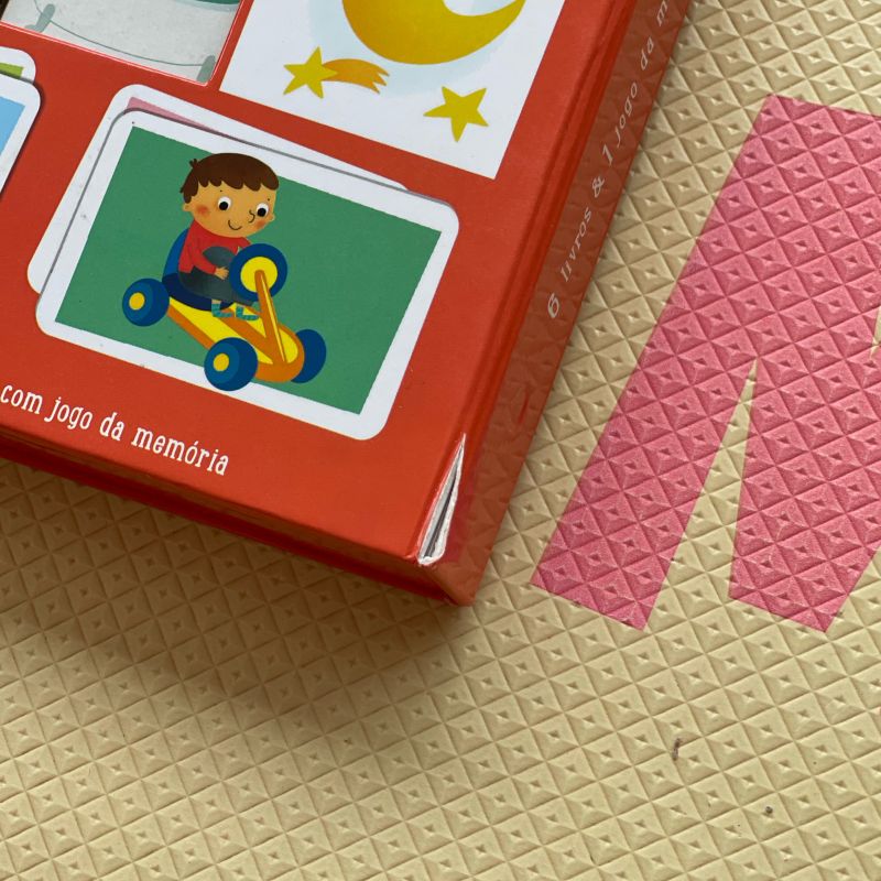 O jogo do livro infantil