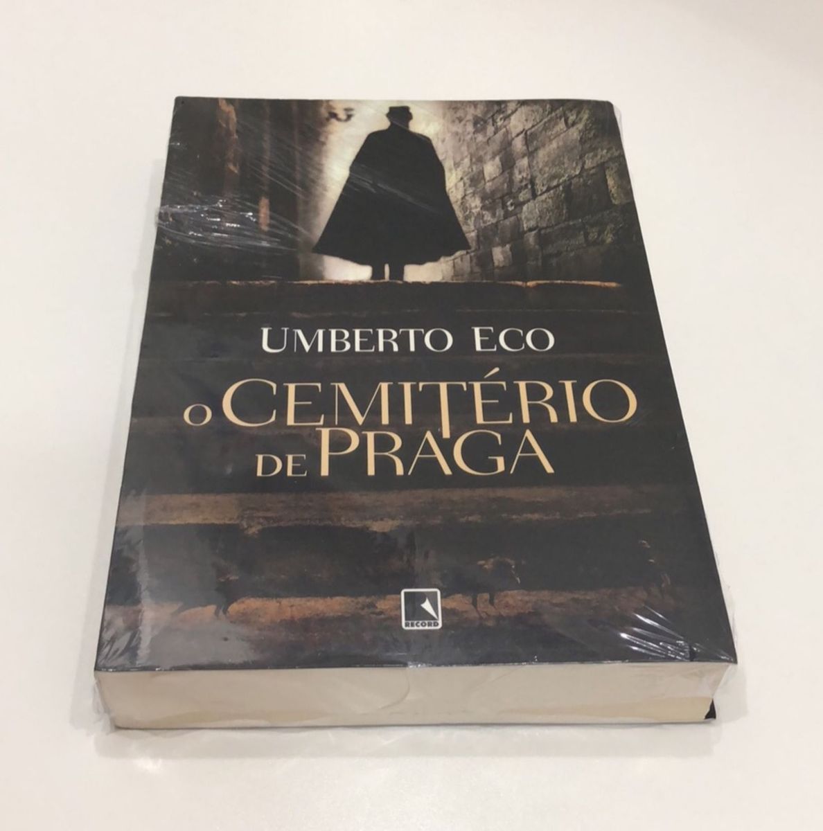 Livro O Cemitério de Praga, Umberto Eco | Livro Editora Record Nunca ...