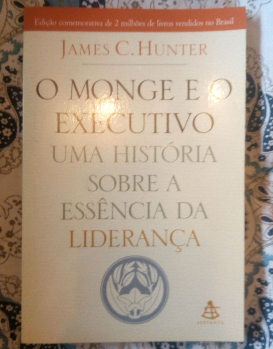 Livro O Monge É O Executivo | Livro Sextante Usado 27905973 | enjoei