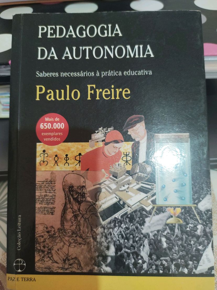 Livro Pedagogia da Autonomia Paulo Freire | Livro Paz E Terra Usado ...