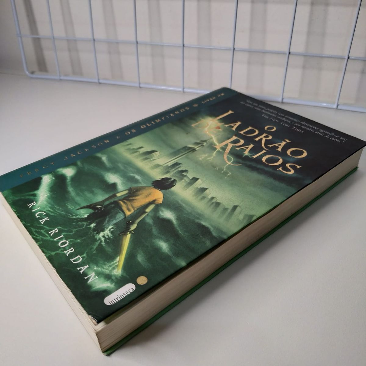 Livro Percy Jackson O Ladrão de Raios Livro Rick Riordan Editora Intrinseca Usado