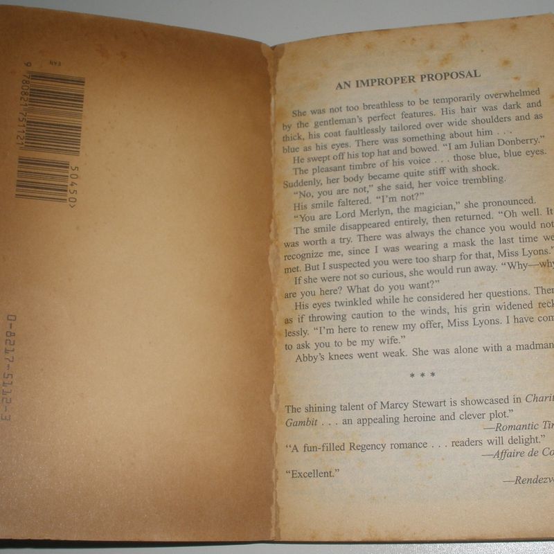 Livro Romance Antigo Pulp em Inglês Lord Merlin O Mágico Livro Romance Antigo Pulp em Inglês Lord Merlin O Mágico