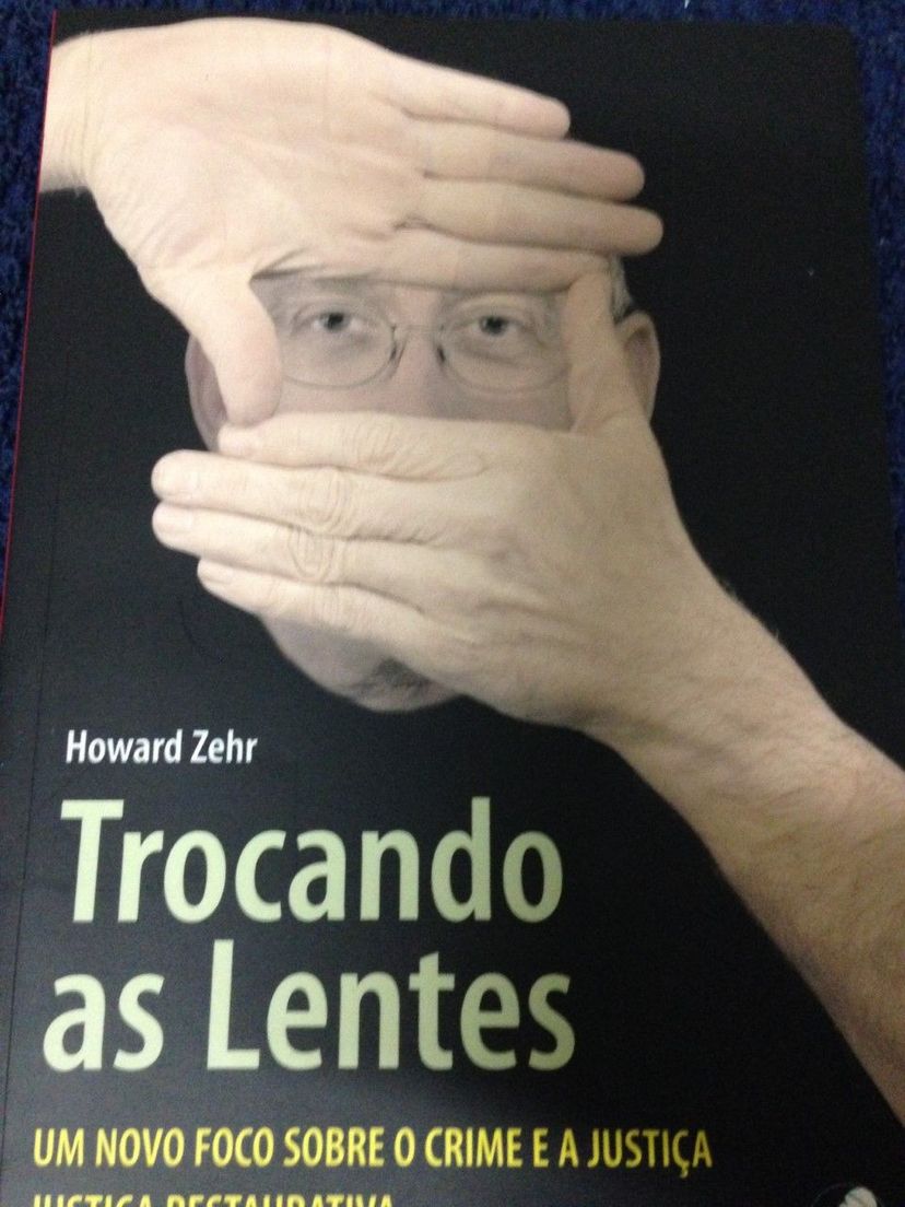 Livro Trocando As Lentes | Livro Palas Athena Usado 43722113 | Enjoei