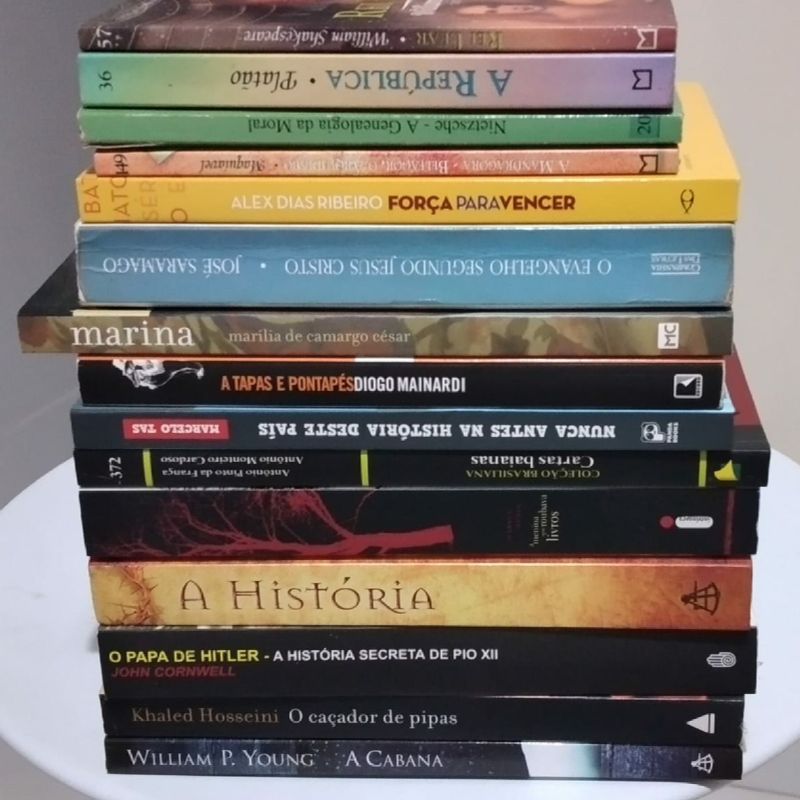 Livros em Ótimo Estado | Usado 56662797 | enjoei