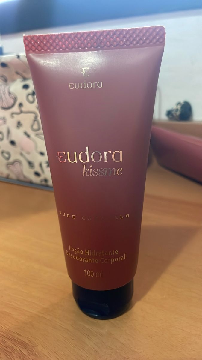 Lo O Hidratante Perfumada Eudora Kissme Nude Caramelo Ml