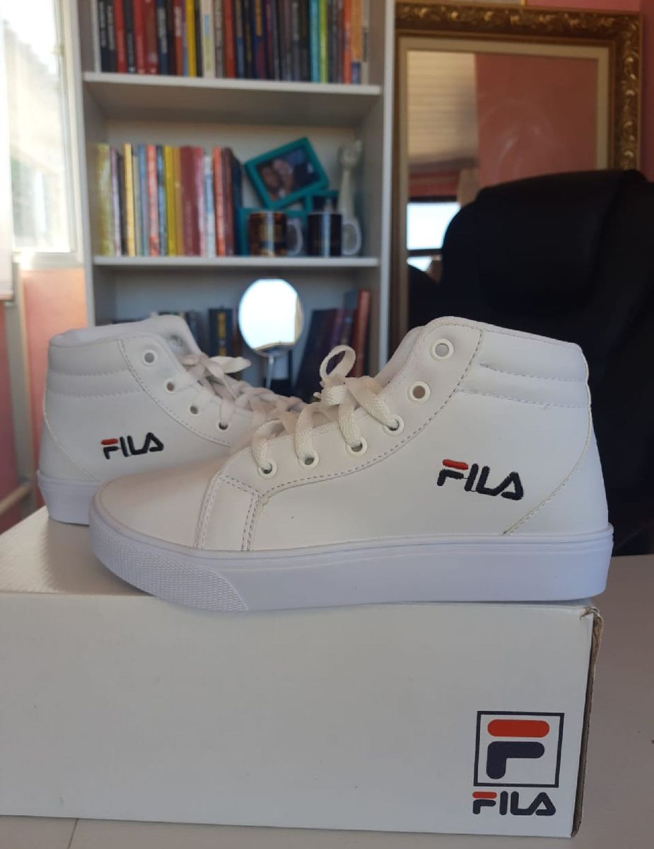 tenis fila botinha branco