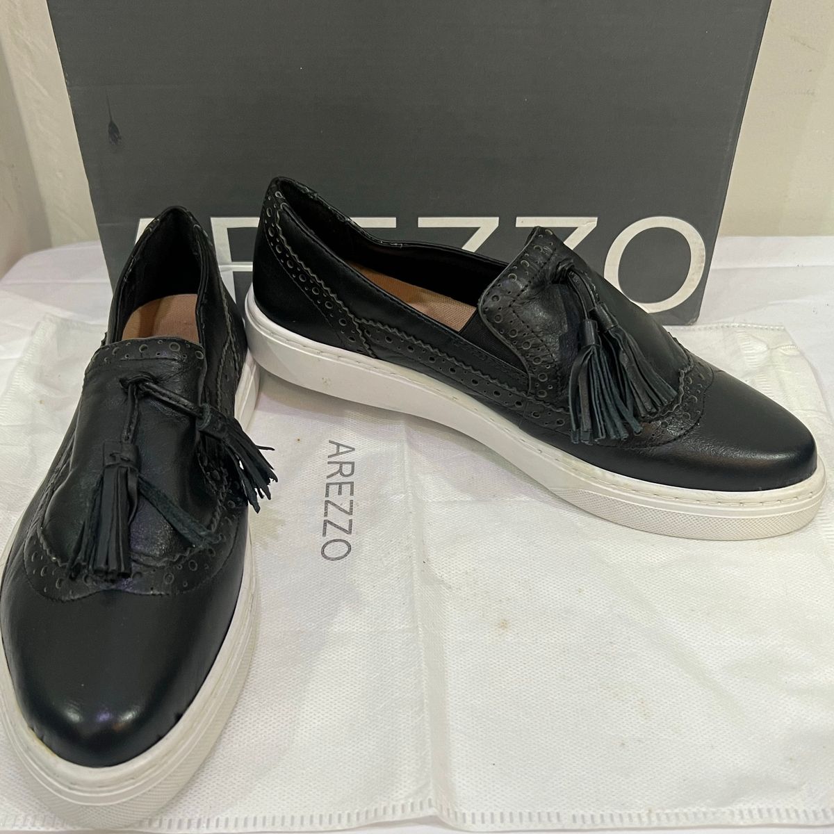 Losfer Tênis 35 Arezzo Couro Legítimo Preto Fru Fru Rasteira Lindo ...