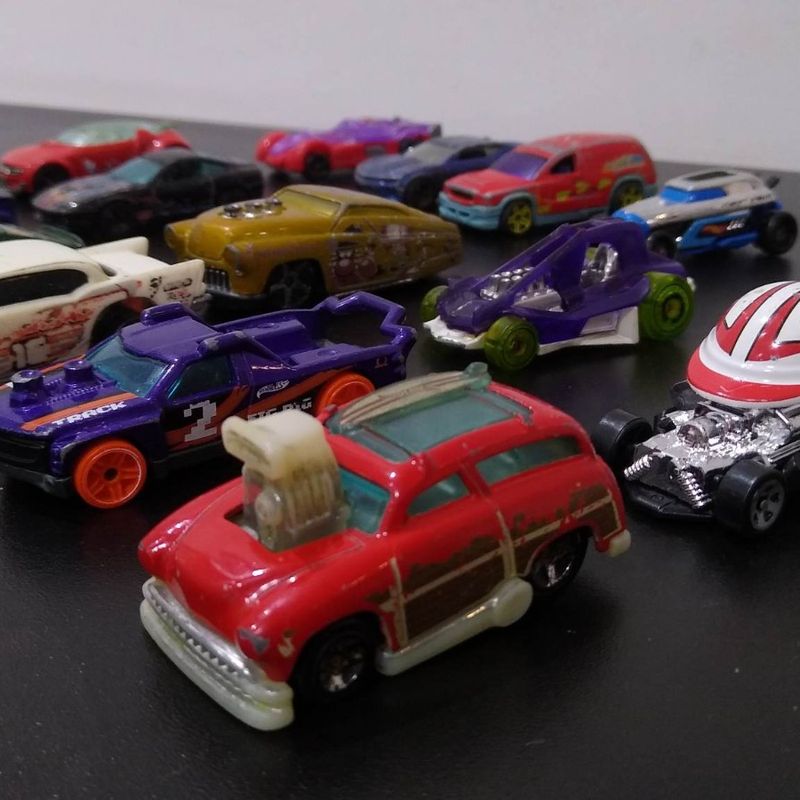 Carrinhos De Ferro Original Hot Wheels 3 Unidades S/ Repetir