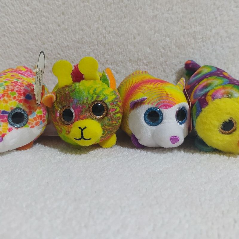 Bichinhos 2024 beanie boos