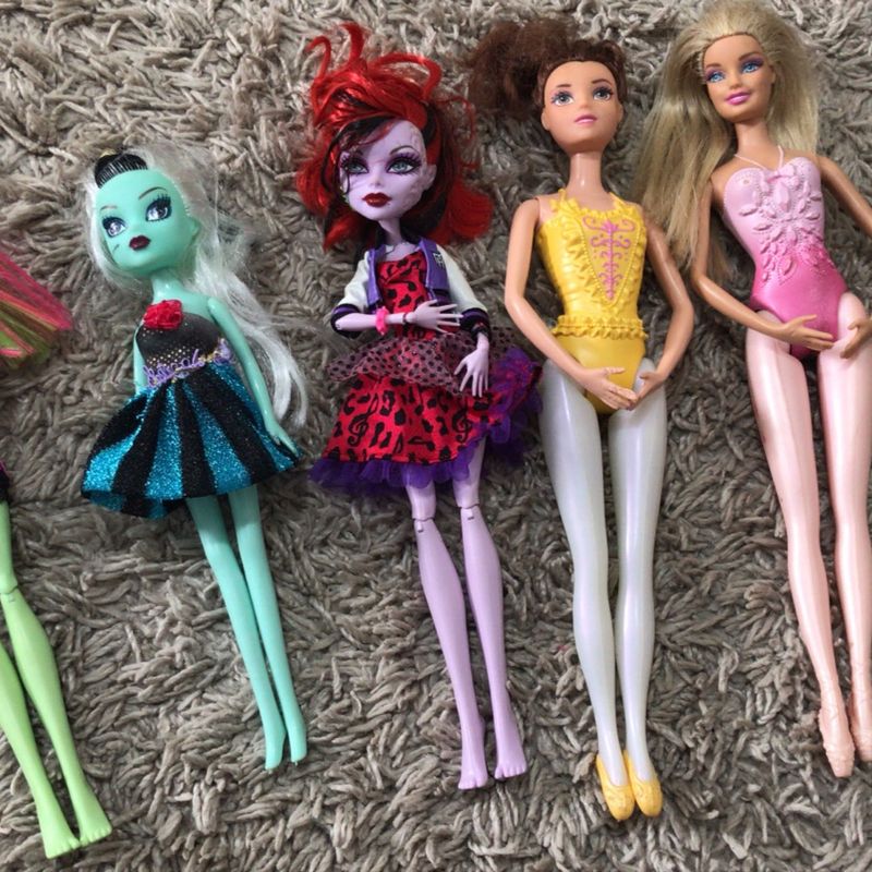 Cheap used monster high hot sale dolls