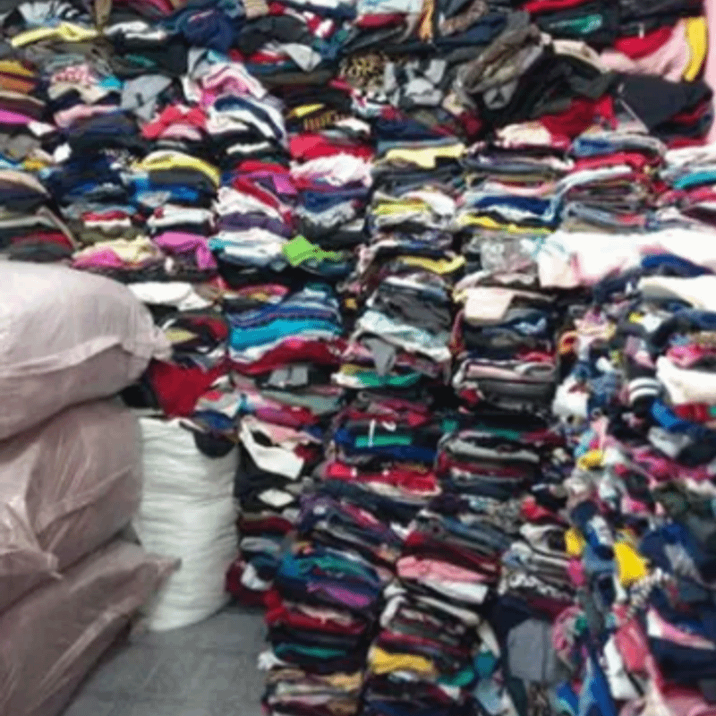 Lote de Roupas Usadas 15 Peças para Bazar e Brechó, Macacão Feminino Usado  76463398