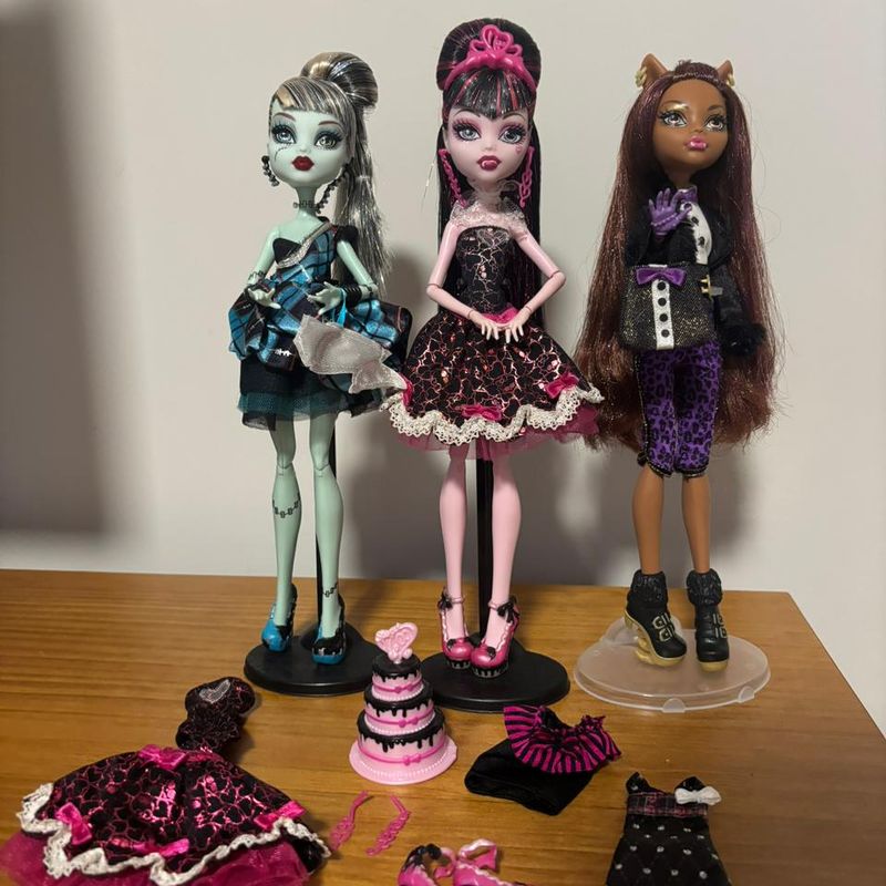 Lote Monster High Sweet 1600 Draculaura Frankie Clawdeen Brinquedo  Monster High Usado 130095597 enjoei
