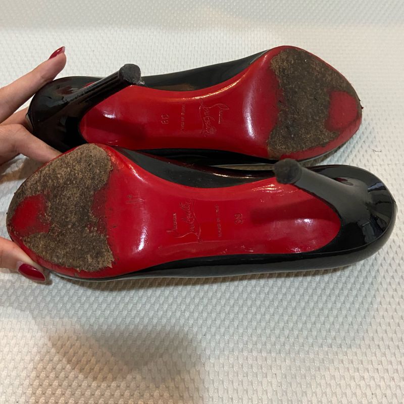 Louboutin Tam 37 Brasil (39 Europa) | Sapato Feminino Christian