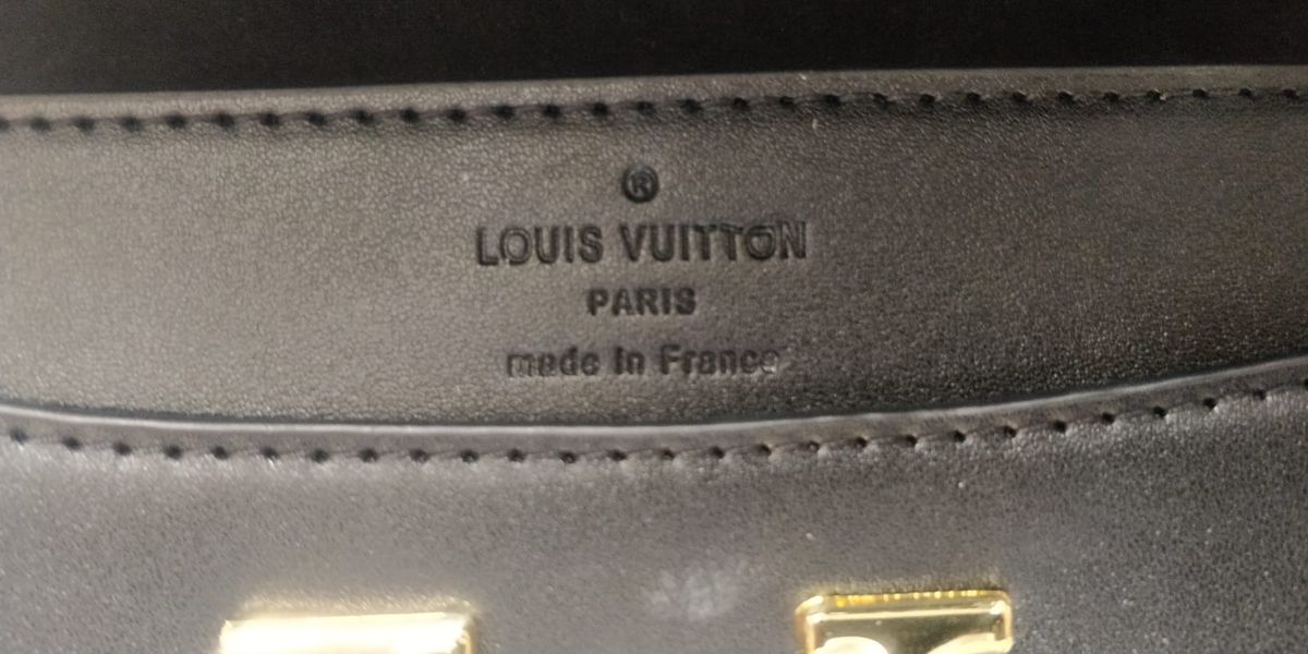 Bolsa Louis Vuitton Louise Black Calfskin Chain