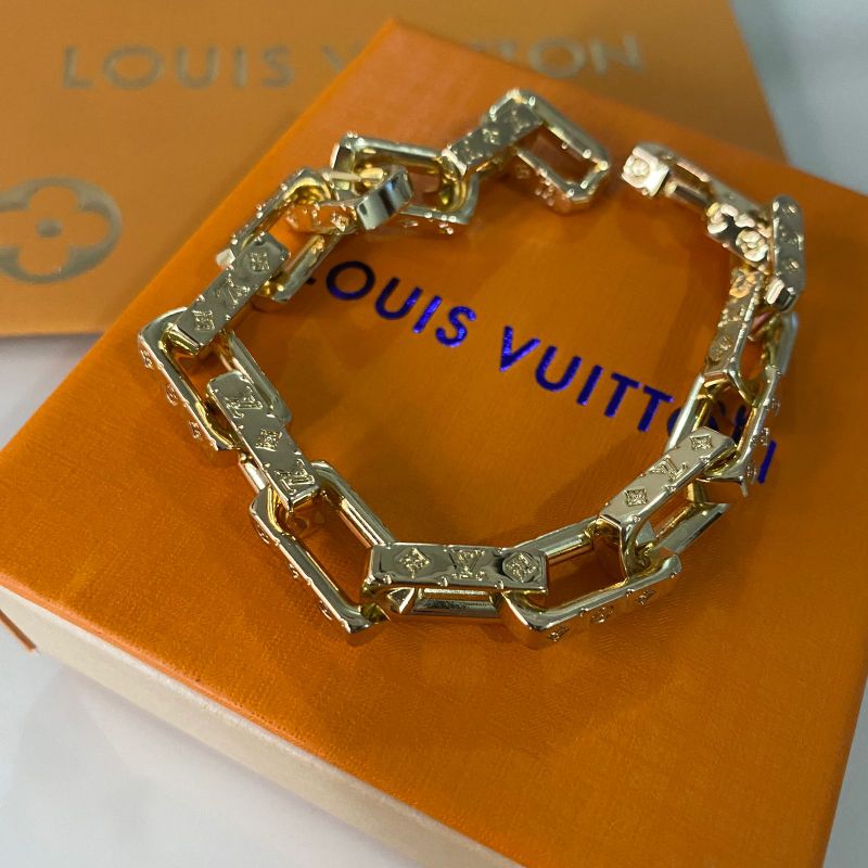 Pulseira Lv em Aço Inoxidável Prata, Bijuteria Feminina Louis Vuitton  Nunca Usado 75469550