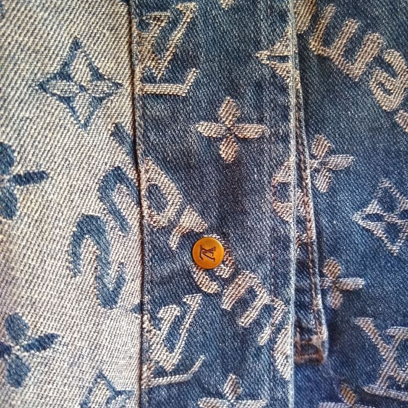 Jacket jeans louis vuiton コラボsupreme Foto: Jaqueta Jeans Louis Vuitton e Supreme é avaliada entre R$ 12