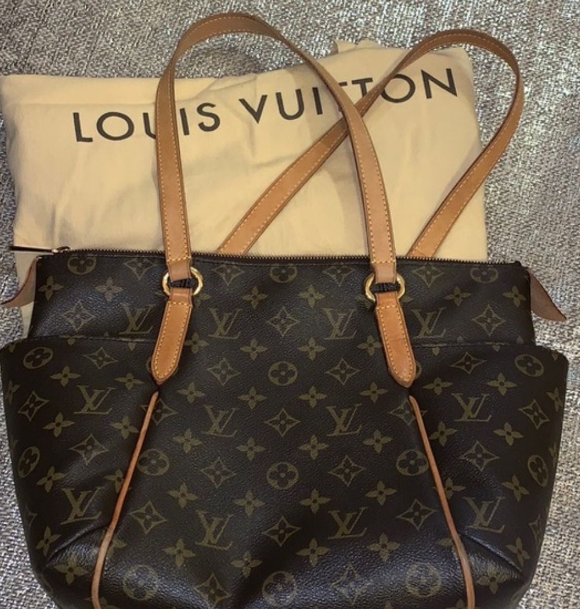 Louis Vuitton Vintage  Bolsa de Ombro Feminina Louis Vuitton